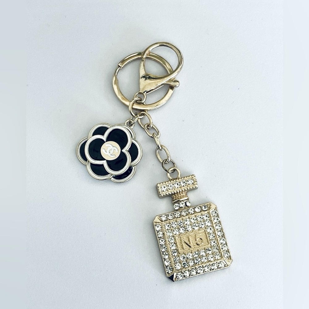 CHANEL RARE Black Camellia Flower & No 5 Perfume Bottle Rhinestones Keychain